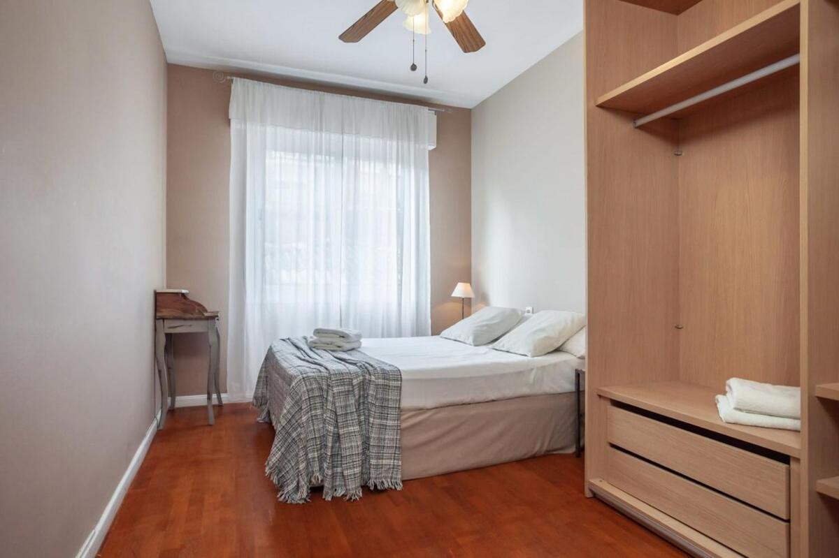 Next To Sagrada Familia 4-Bedroom Apartment Βαρκελώνη Εξωτερικό φωτογραφία