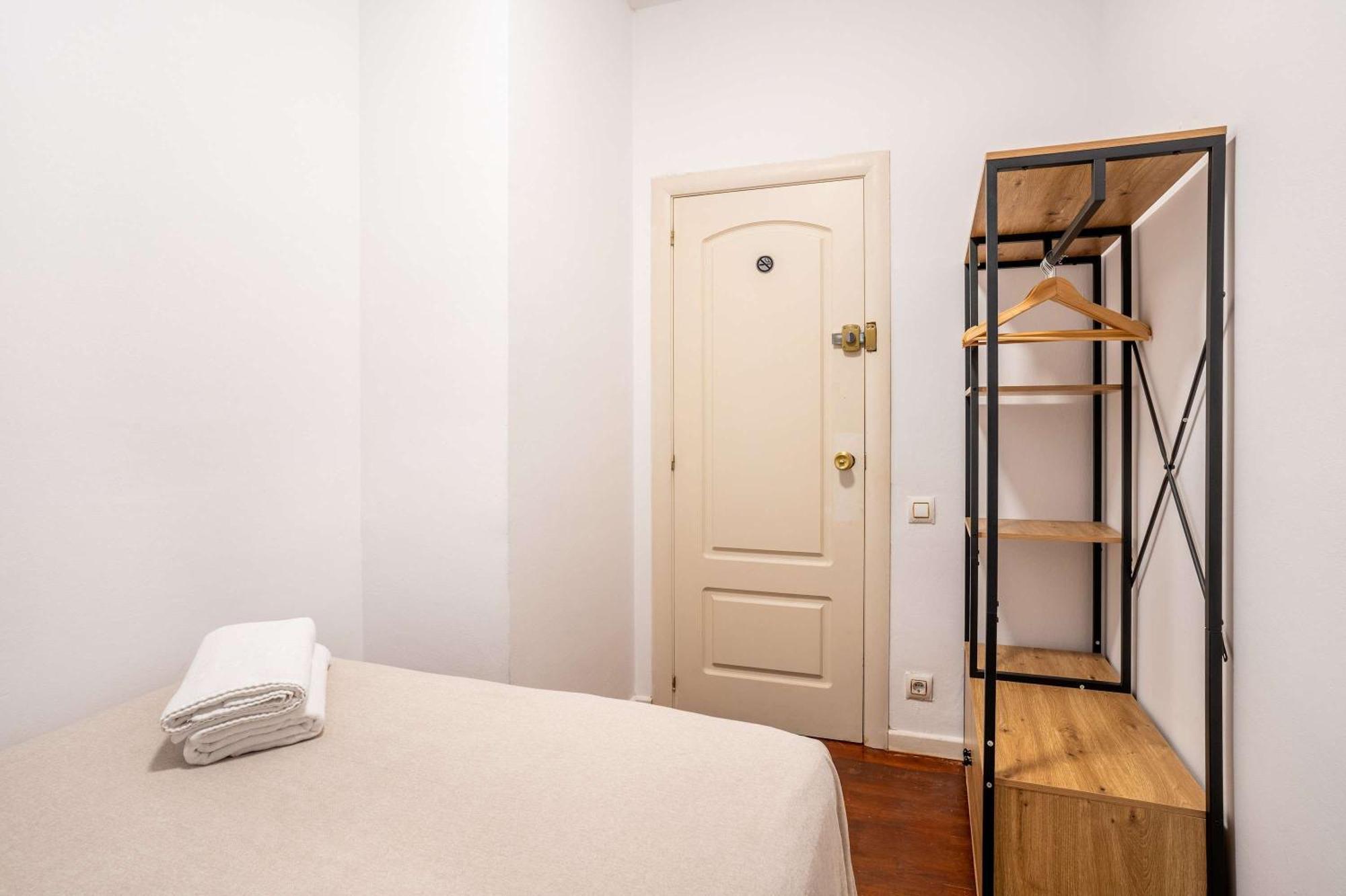 Next To Sagrada Familia 4-Bedroom Apartment Βαρκελώνη Εξωτερικό φωτογραφία