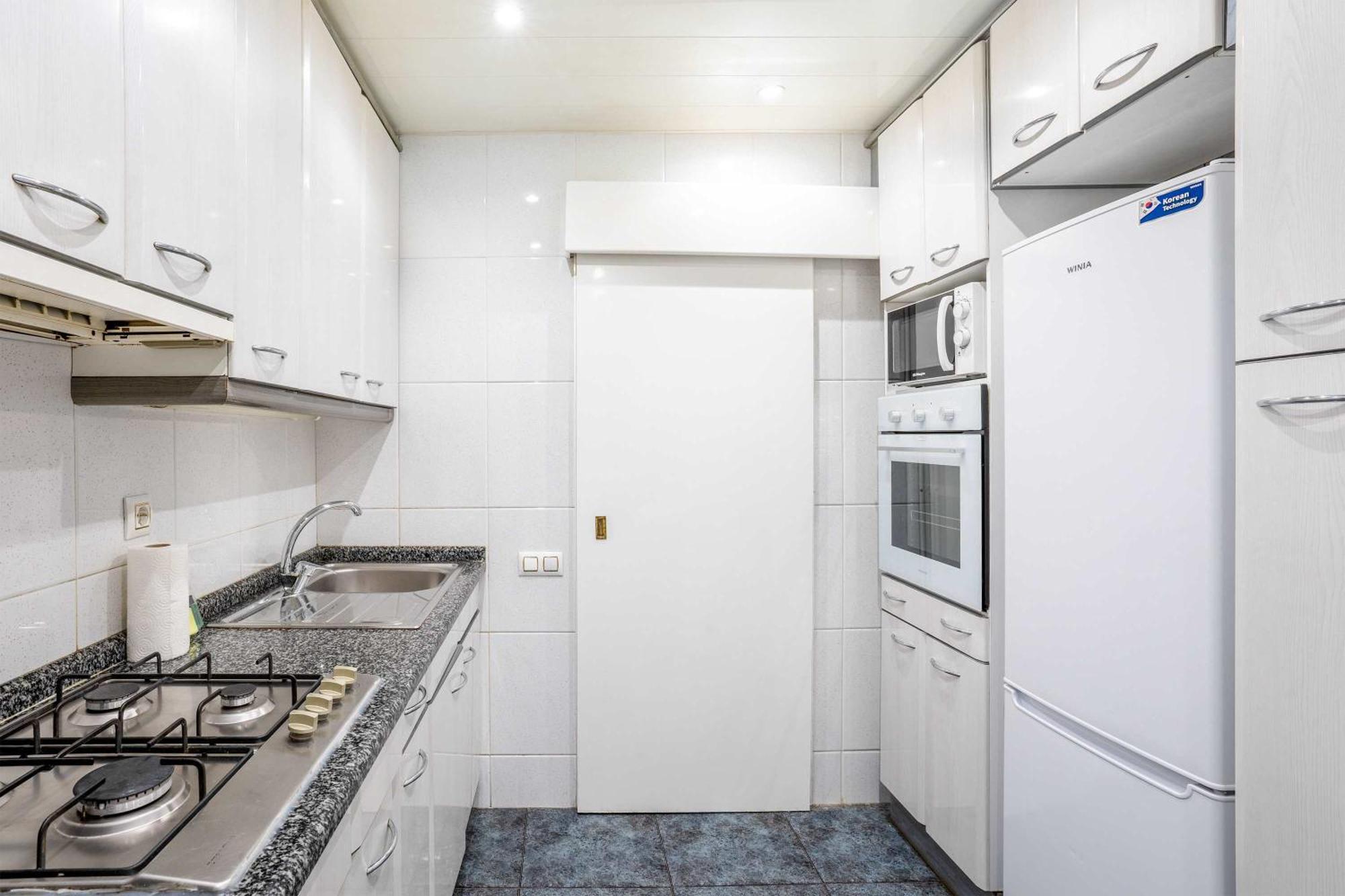 Next To Sagrada Familia 4-Bedroom Apartment Βαρκελώνη Εξωτερικό φωτογραφία